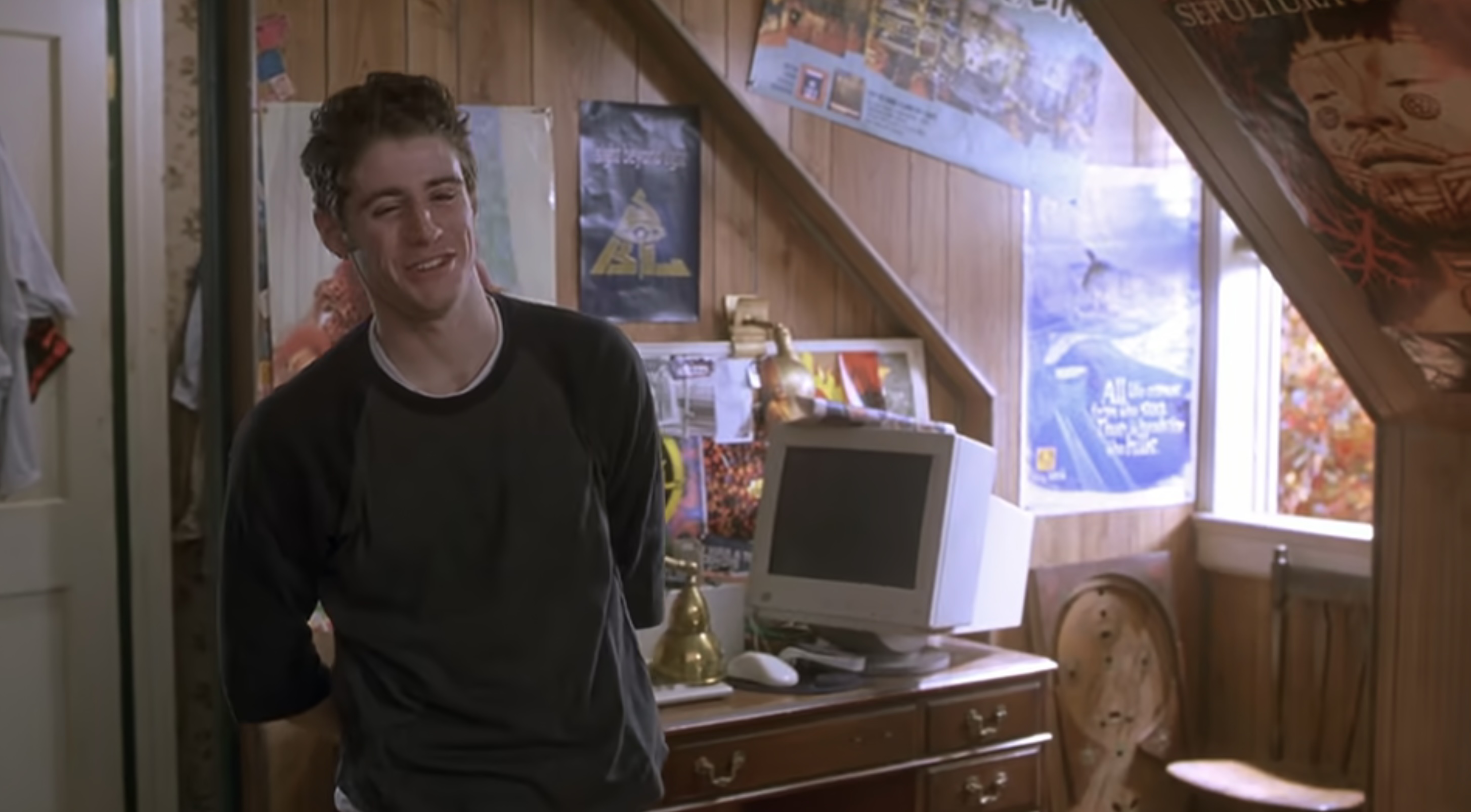 Meet the Parents Cast on Netflix - Jon Abrahams as Denny Byrnes