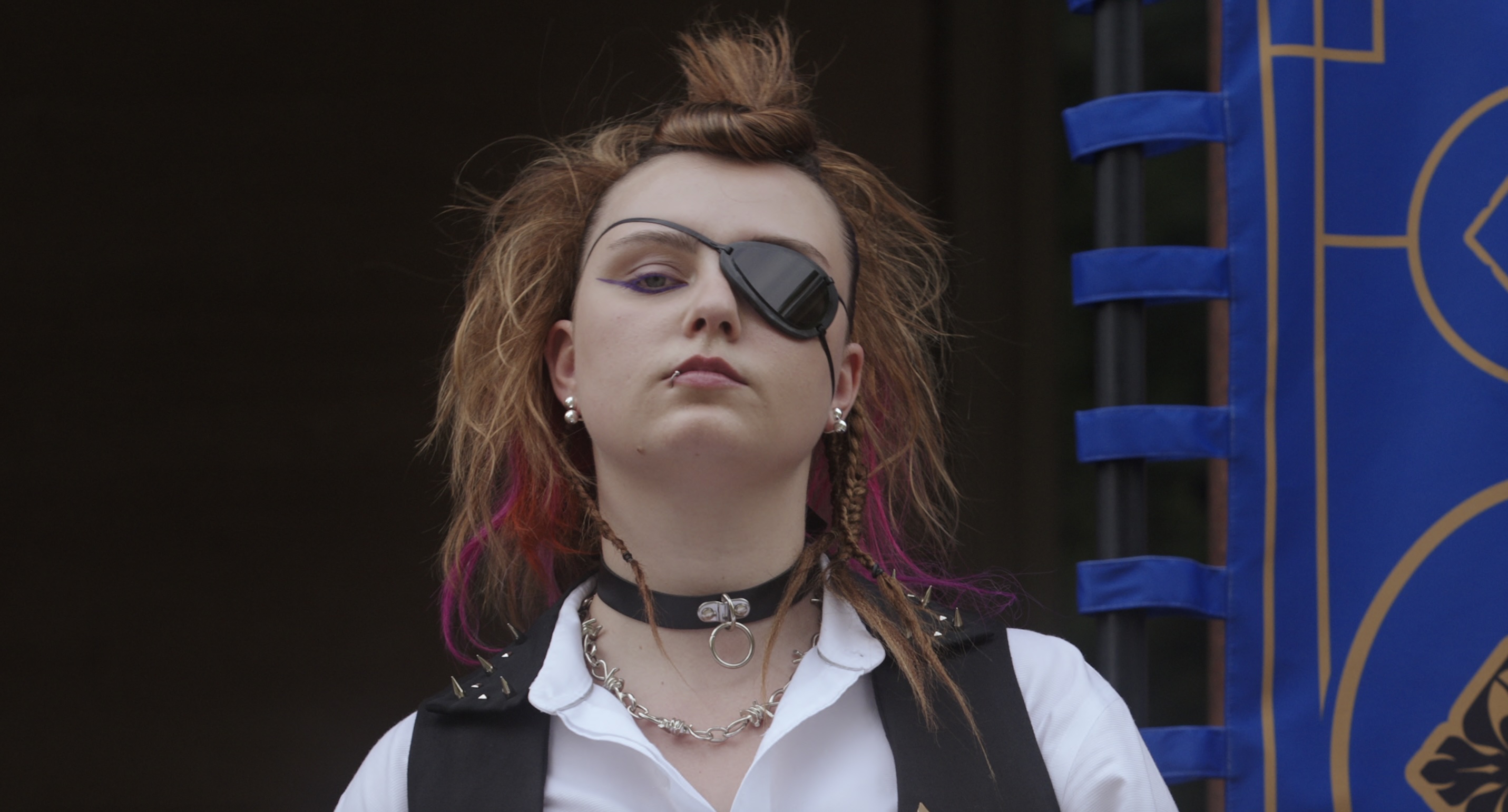 Bet Cast on Netflix - Aviva Mongillo as Dori