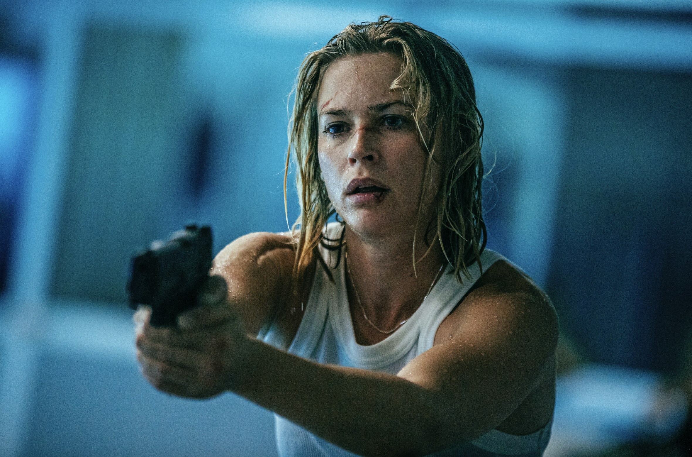 Exterritorial Cast on Netflix - Jeanne Goursaud as Sara