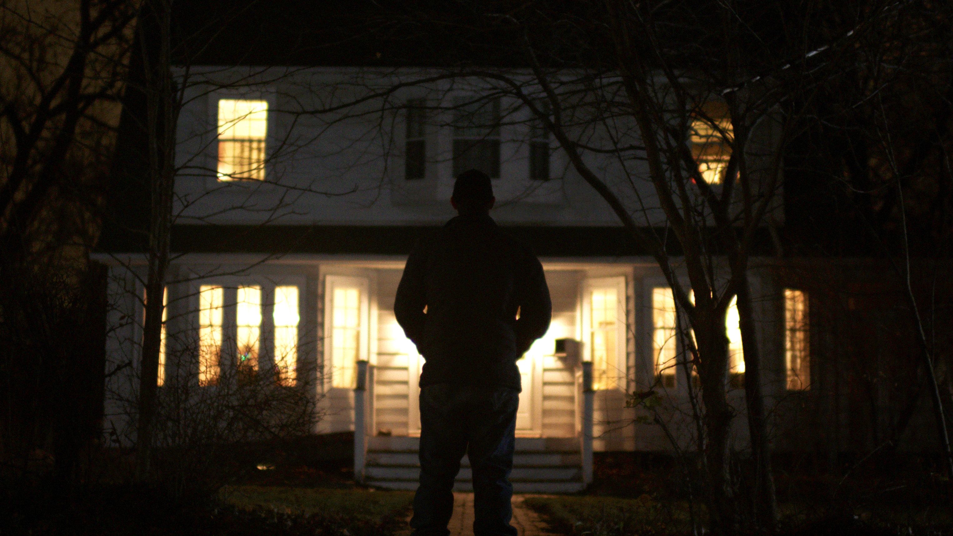 Invader Review - 2024 Mickey Keating Movie Film