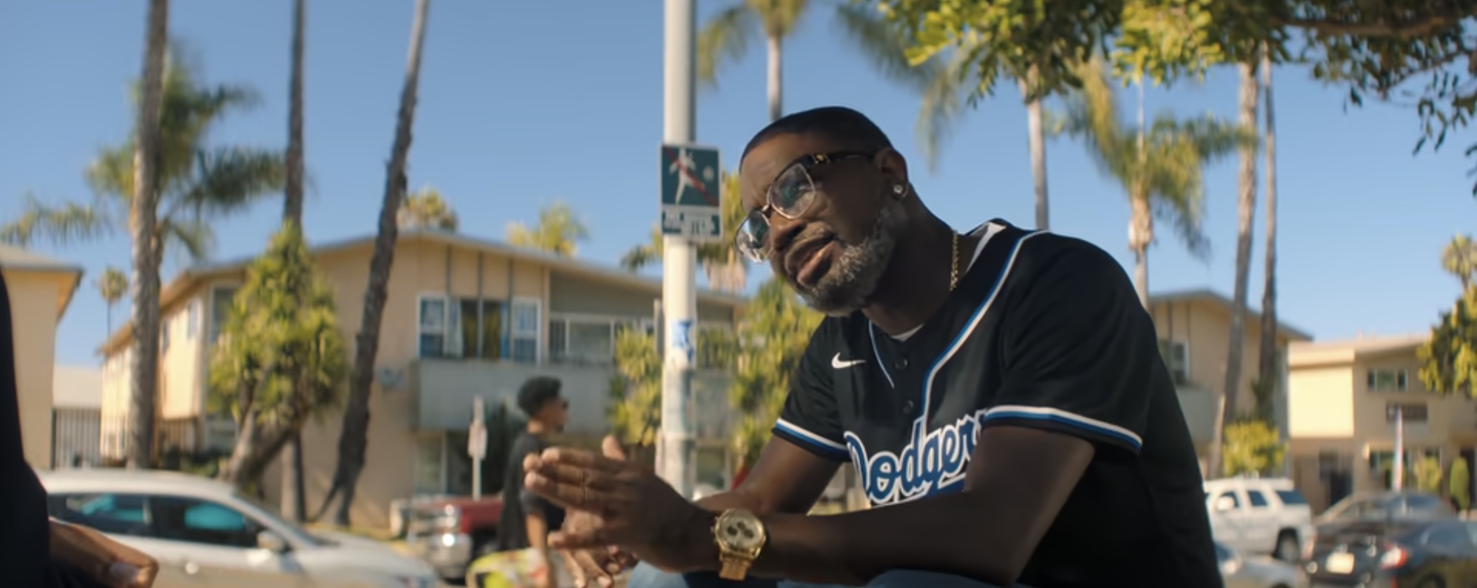 One of Them Days Cast on Netflix - Lil Rel Howery as The Buyer