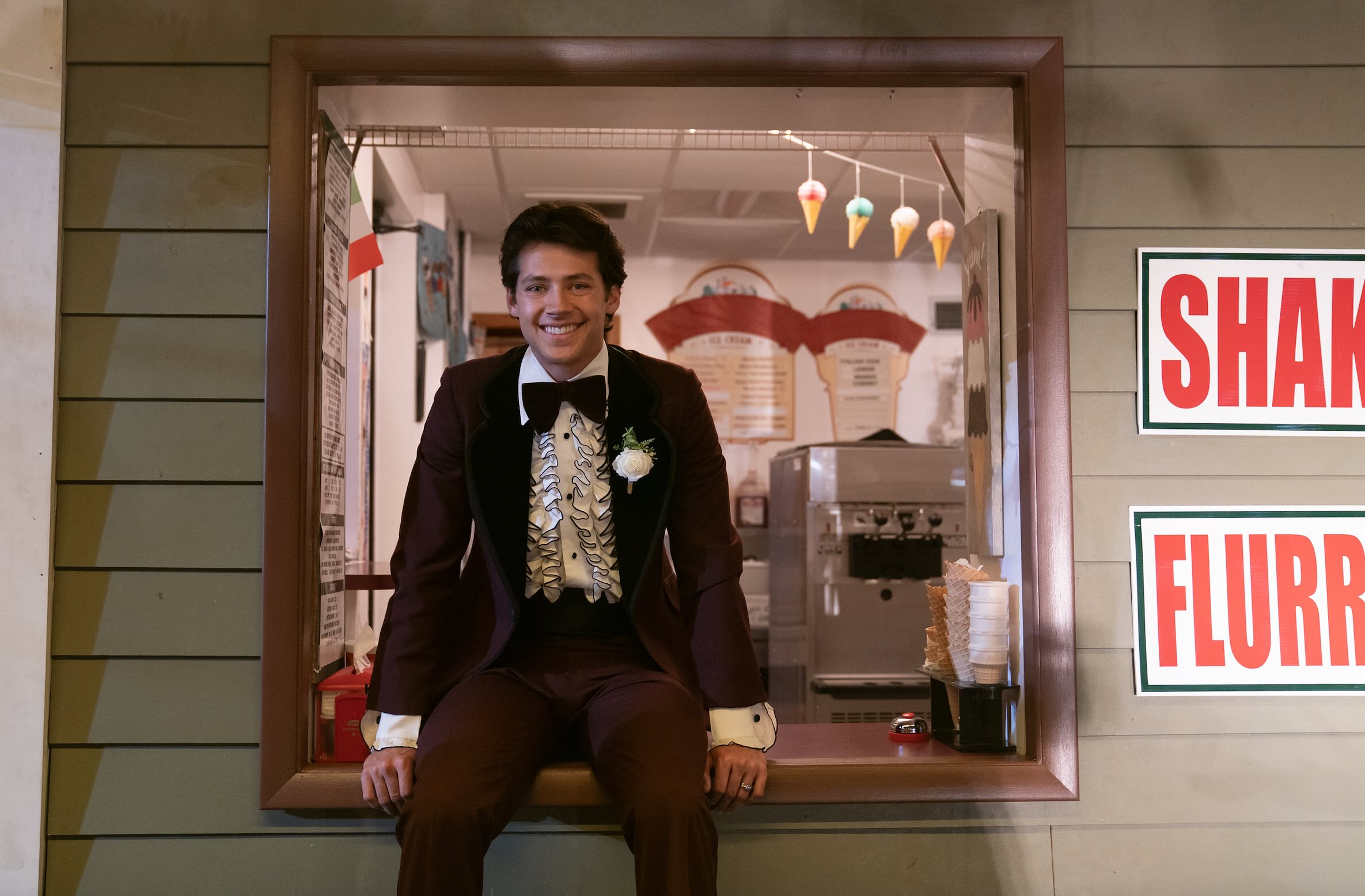 Summer of 69 Cast on Hulu - Matt Cornett as Max