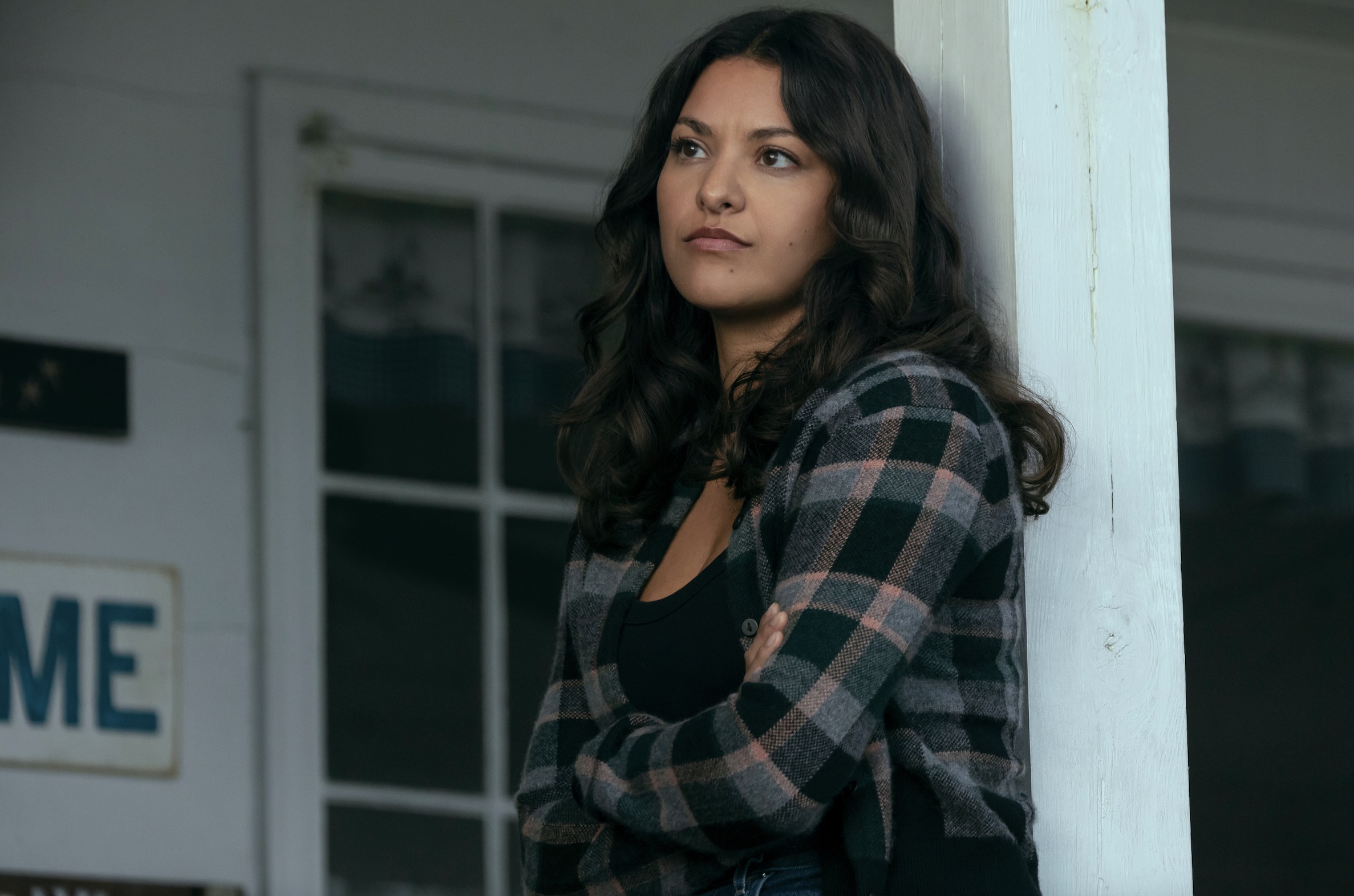 The Waterfront Cast on Netflix - Humberly González as Jenna Tate