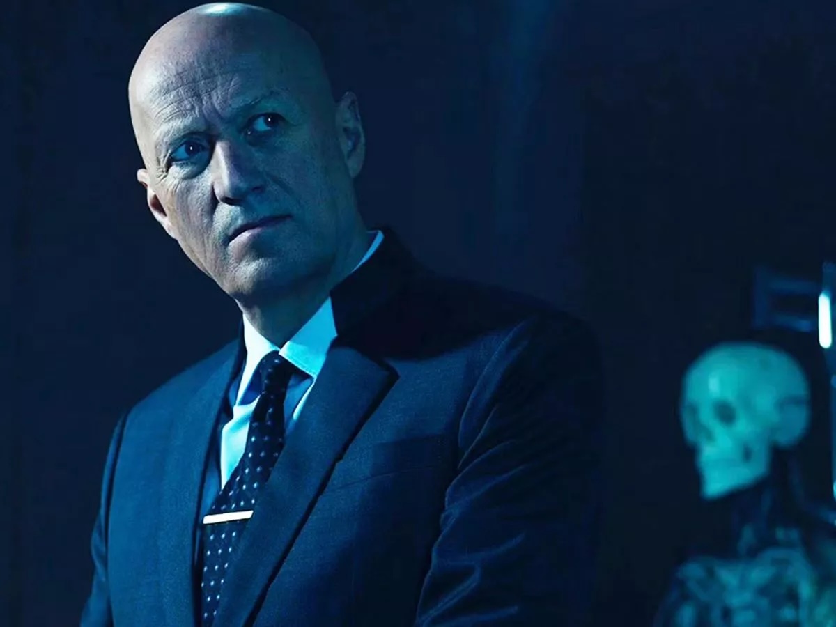 Alien: Earth Cast on FX on Hulu - Adrian Edmondson as Atom Eins