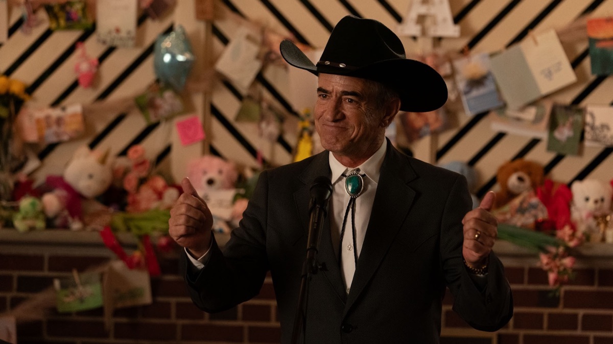 The Hunting Wives Soundtrack on Netflix - Every Song in Season 1, Episode 4