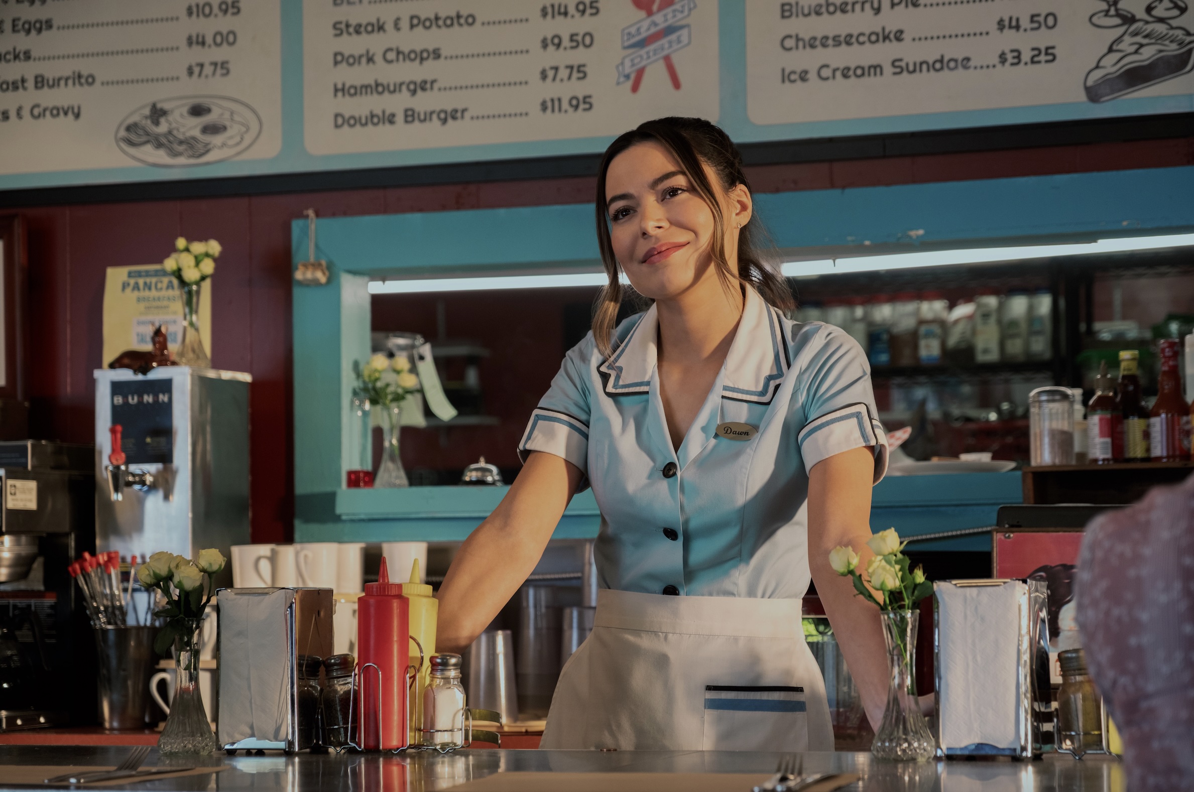 The Wrong Paris Cast on Netflix - Miranda Cosgrove as Dawn