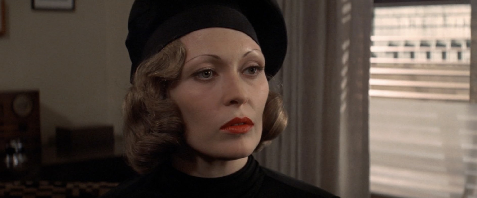 Chinatown Cast on Paramount+ and The Criterion Channel - Faye Dunaway as Evelyn Mulwray