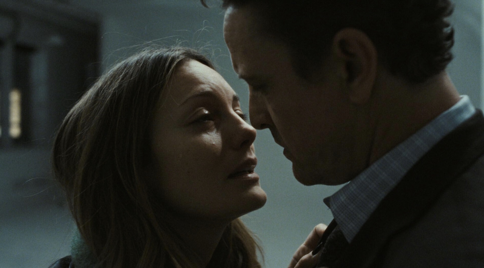 The Beast in Me Soundtrack on Netflix - Every Song in Episode 7