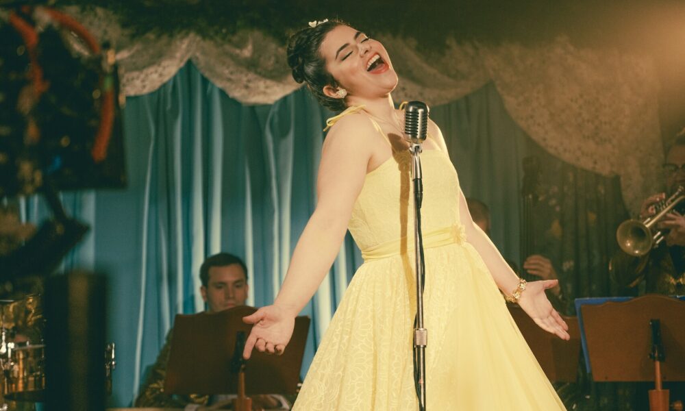 Villa Encanto Review - 2025 Joel Perez Movie Film (Short)