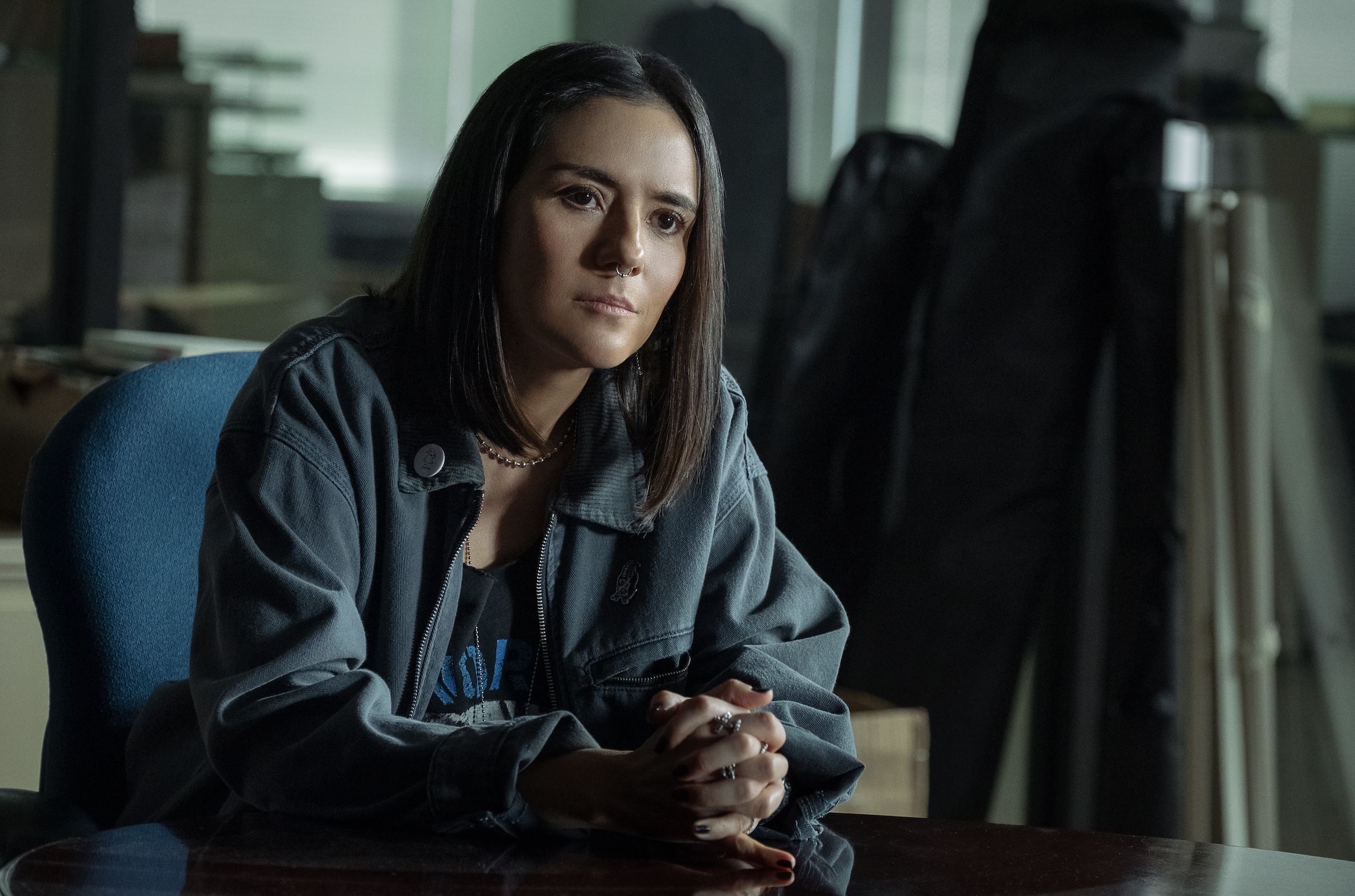 The Rip Cast on Netflix - Catalina Sandino Moreno as Lolo Salazar