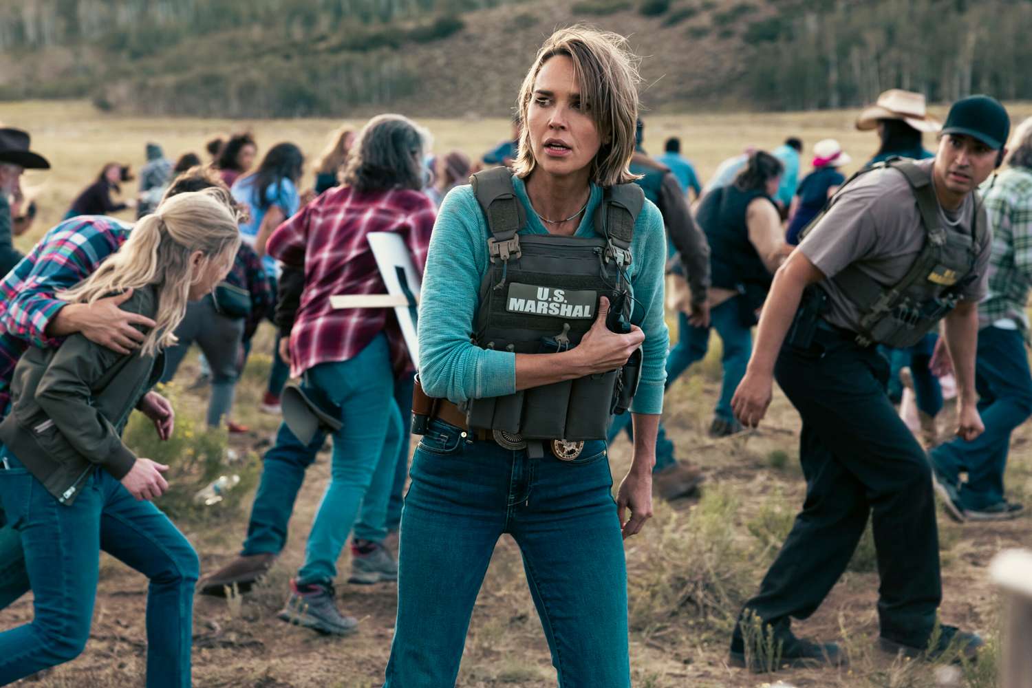 Marshals Cast on Paramount+ - Arielle Kebbel as Belle Skinner
