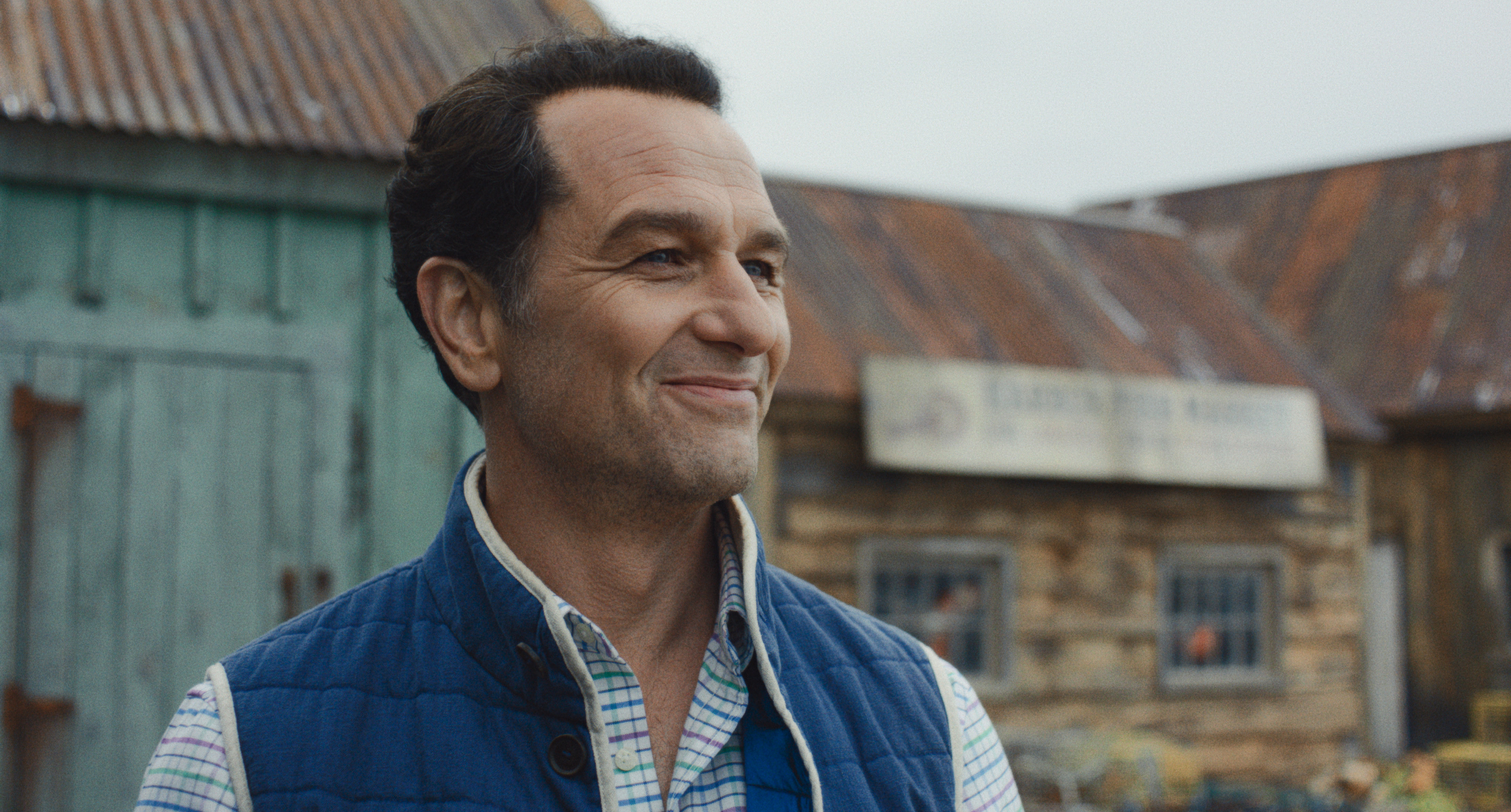 Widow's Bay Cast on Apple TV and Peacock - Matthew Rhys as Tom Loftis