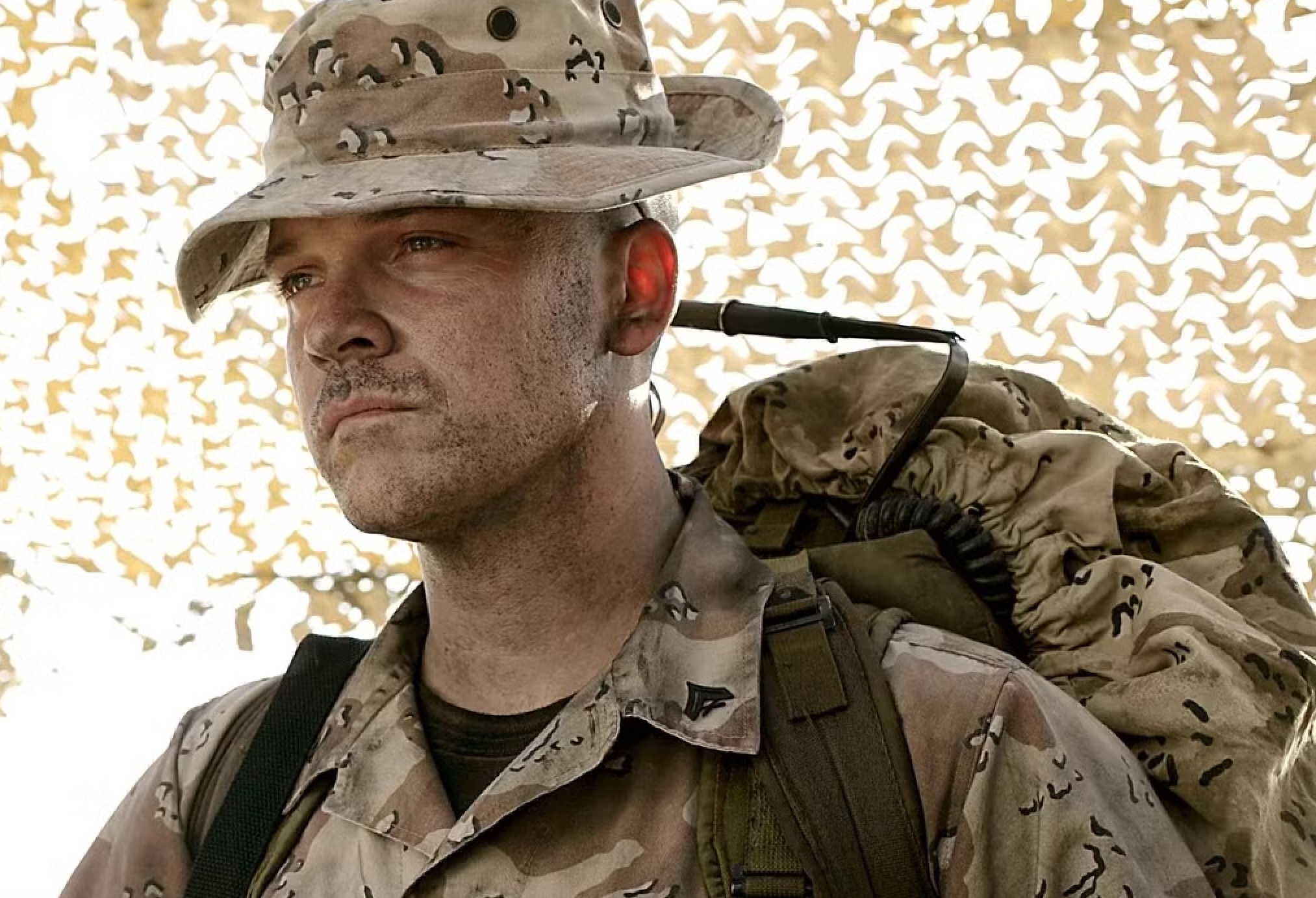 Jarhead Cast on Amazon and Apple TV - Peter Sarsgaard as Alan Troy