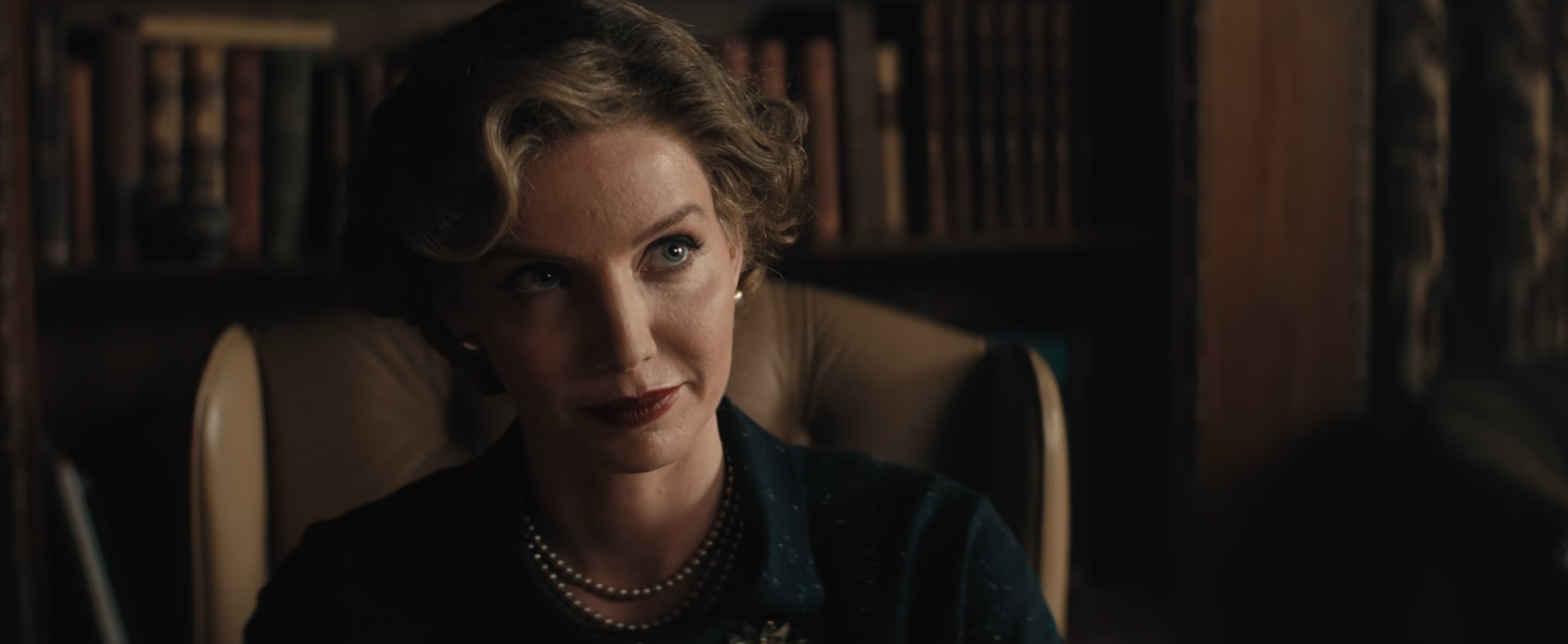 Unabomber Cast on Netflix - Annabelle Wallis as Christiana Morgan