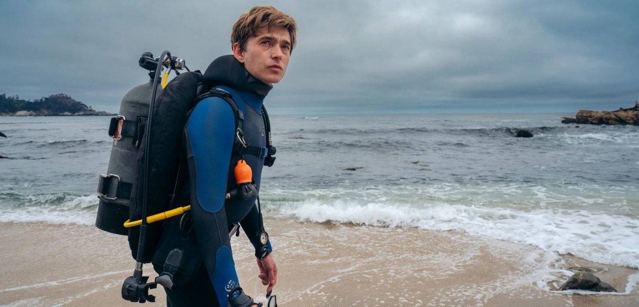 Whalefall Review - 2026 Brian Duffield Movie/Film on Amazon, Apple, Disney+, HBO Max and Hulu